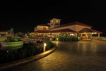 The Fern Gir Forest Resort, - A Fern Crown Collection सहारा 5*